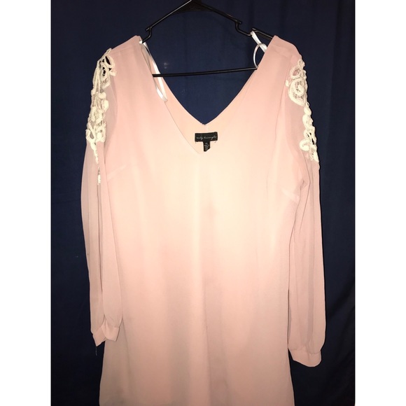 City Triangles Dresses & Skirts - Dress